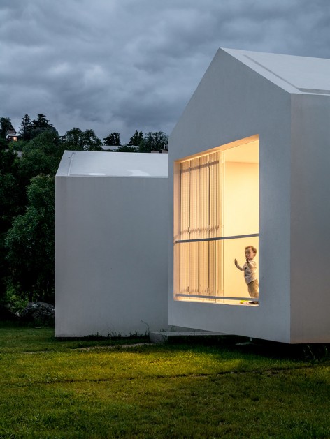 022 5 Houses by Carlos Alejandro Ciravegna (22)