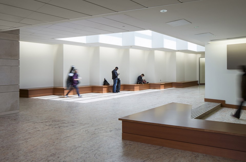 版权 Tom Rossiter : Common Area 公共空间