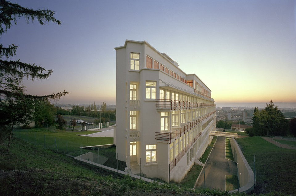 007-clermont ferrand school of architecture by du besset lyon
