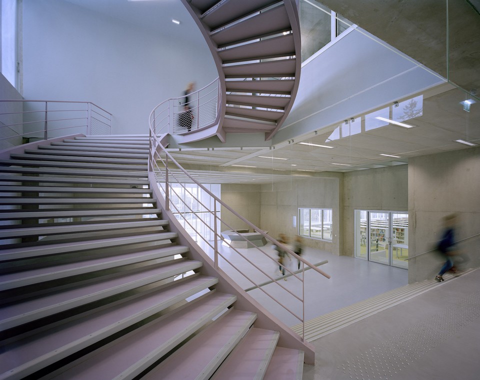 010-clermont ferrand school of architecture by du besset lyon