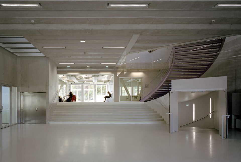 011-clermont ferrand school of architecture by du besset lyon