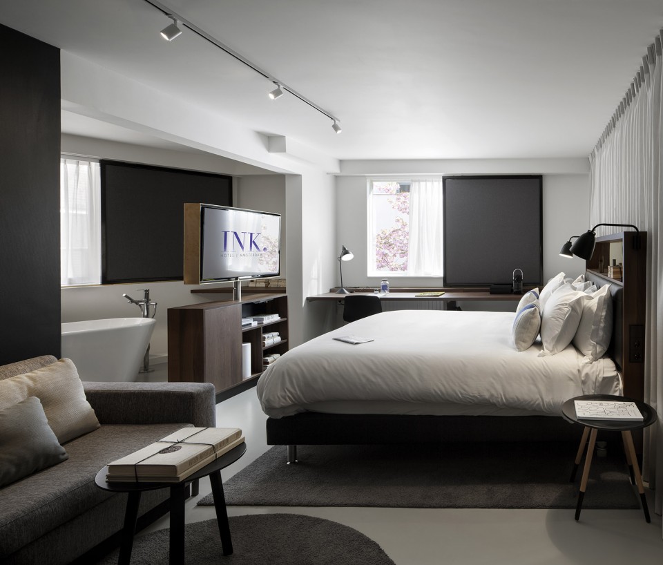 002 -INK_suite_01