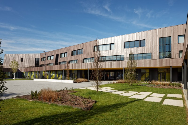 004-Moulins Lower Secondary School by chartier dalix architecturs (4)