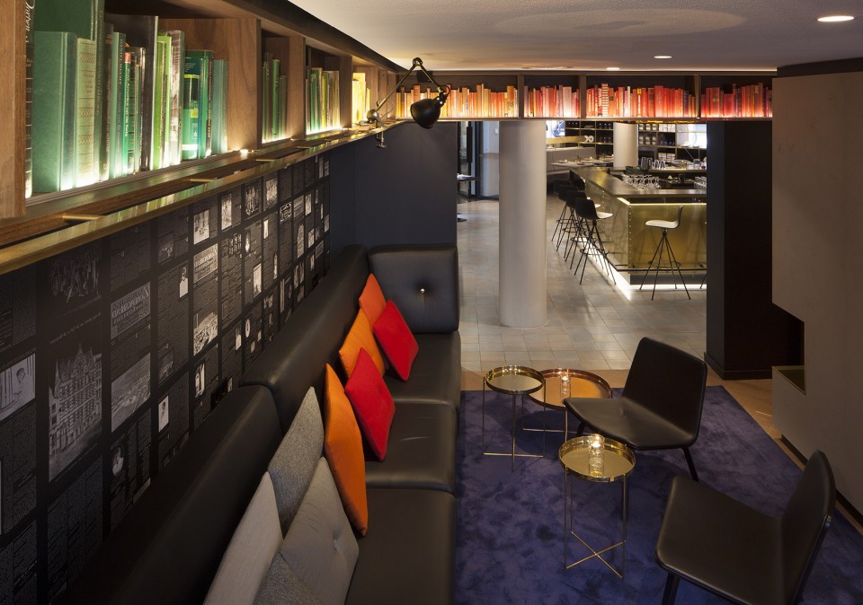 005 -PRESSROOM_library_04