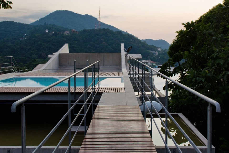 010-House in Ubatuba by spbr arquitetos