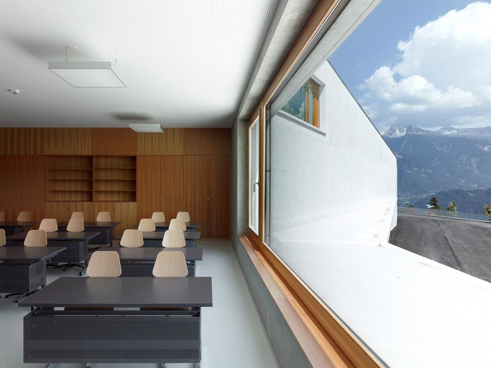 017-School complex in Chermignon by FREI REZAKHANLOU
