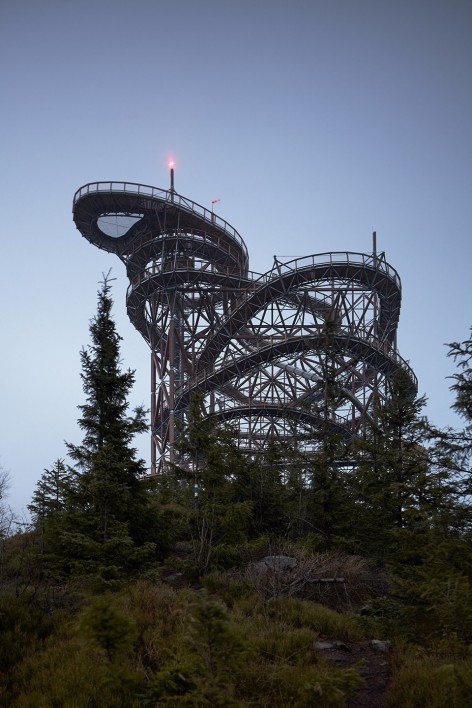 Sky walk by FRANEK ARCHITECTS 11_Sky_Walk