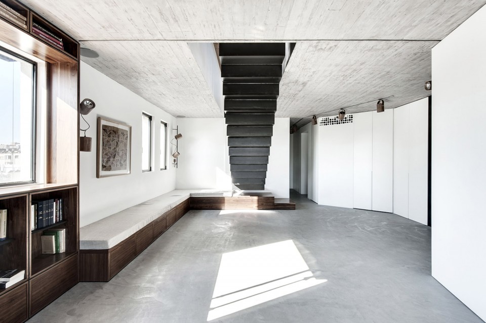002-Duplex Penthouse apartment by Toledano +Architects