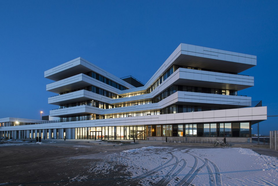 014-Port Centre and HQ, Port of Aarhus by C.F. Møller Architects