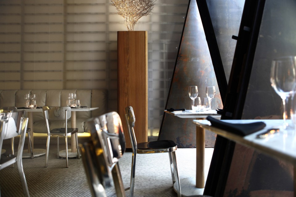 06_designsystems_tuve-silverroom_D