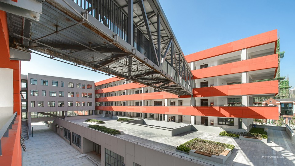 33 Roof Garden on the Dining Hall Hefei No.45 Middle School by VolumeOne