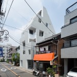 Kitasenzoku Apartment by Tomoyuki Kurokawa Architects