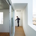 Kitasenzoku Apartment by Tomoyuki Kurokawa Architects