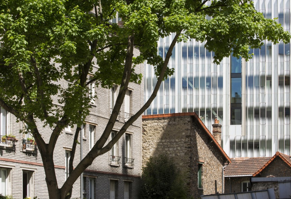 002-Hachette by Jacques Ferrier Architectures