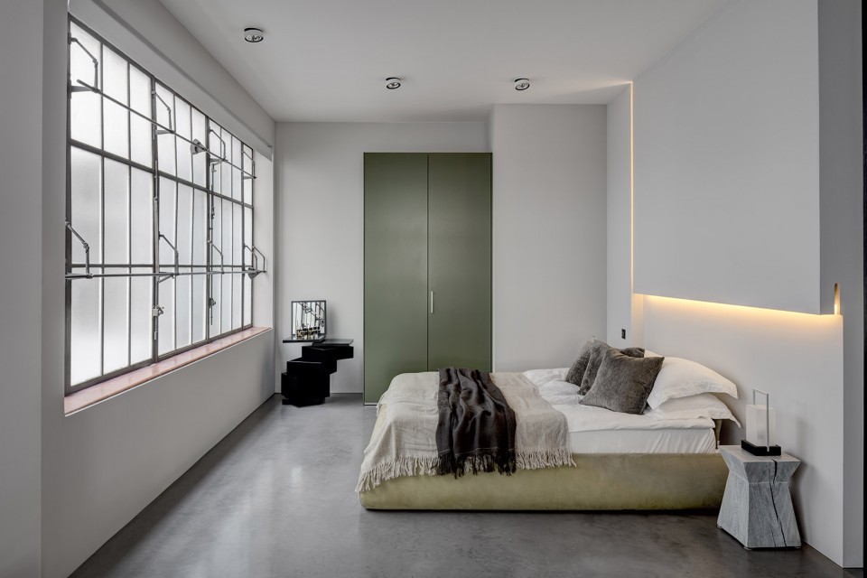 025-Theatrical Apartment by APALONDON