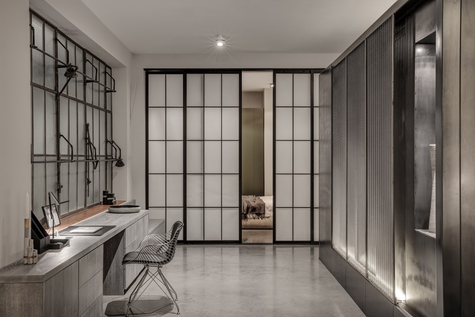 028-Theatrical Apartment by APALONDON