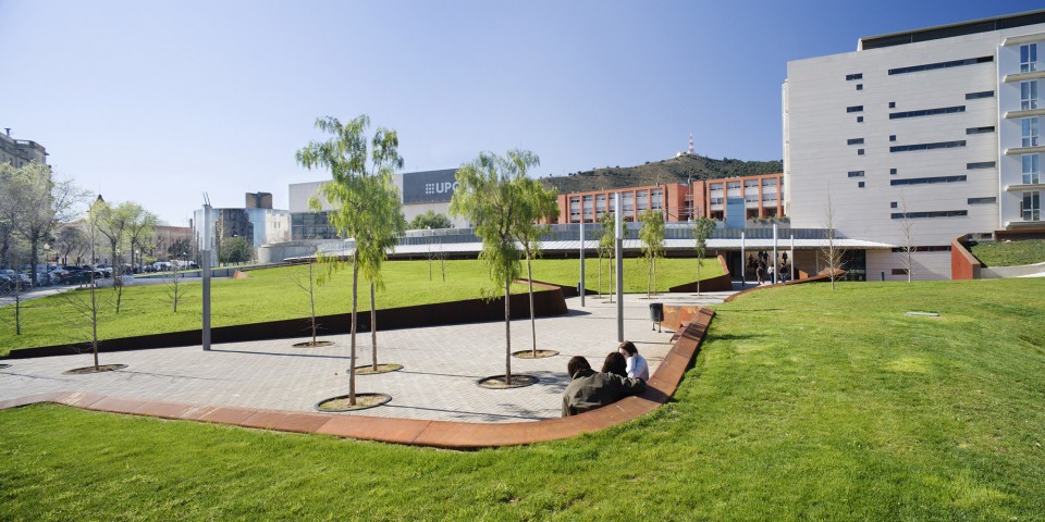 1 Access area of Campus Nord at UPC University by taller 9s arquitectes photo3