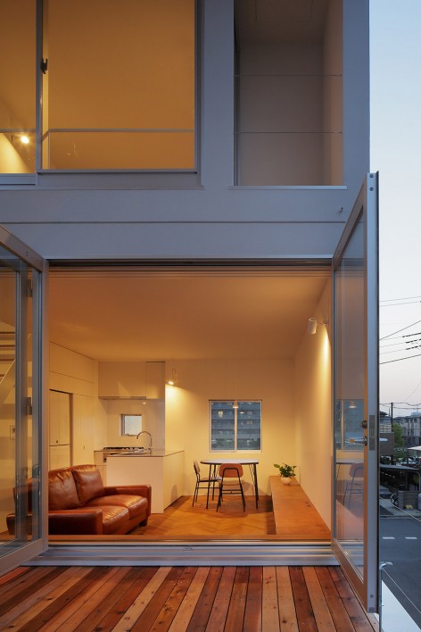 1- LHBT_018m Little House with a Big Terrace by Takuro Yamamoto Architects