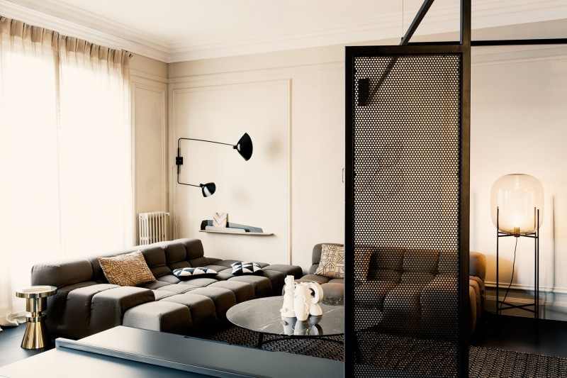 002-FRENCH METAL RACK by UDA architects