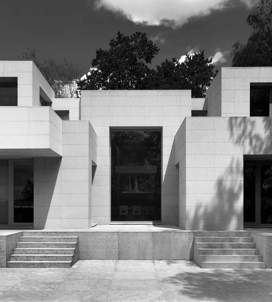 002-ds house