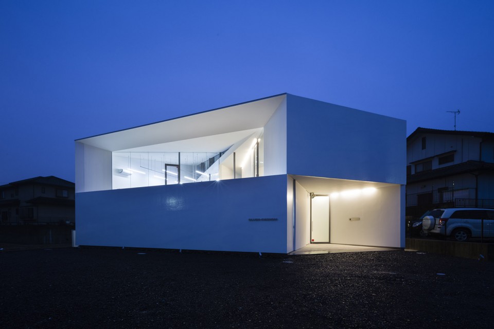 004-Accidental Office by Blues Design Office