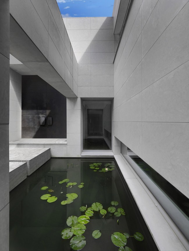 005-ds house