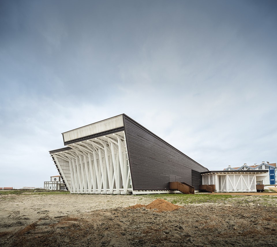 006-Costa Nova Social and Cultural Center by ARX Portugal