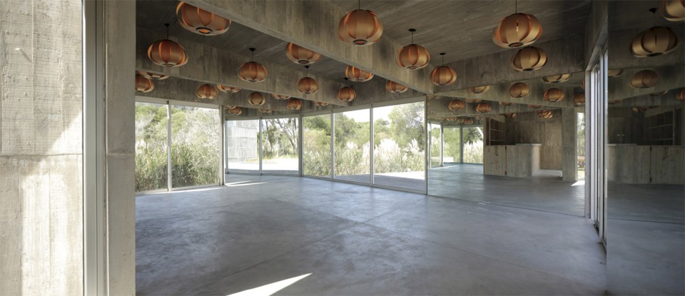 010-Sociedad de Mar by Adamo-Faiden architects.