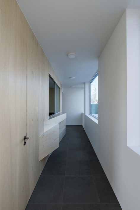 013-Medical practice De Schuyter by Joshua Florquin Architect