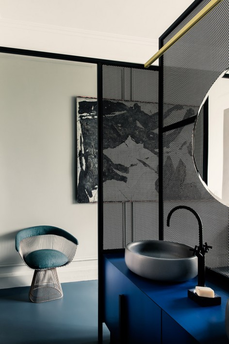 015-FRENCH METAL RACK by UDA architects