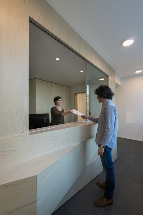 015-Medical practice De Schuyter by Joshua Florquin Architect