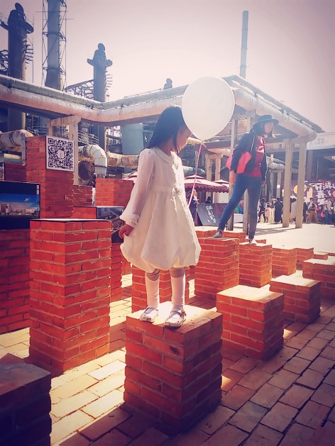 017-outdoor interactional installation