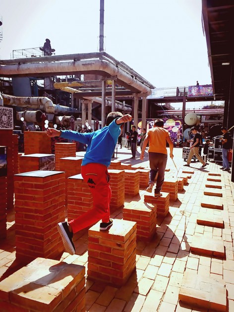 018-outdoor interactional installation