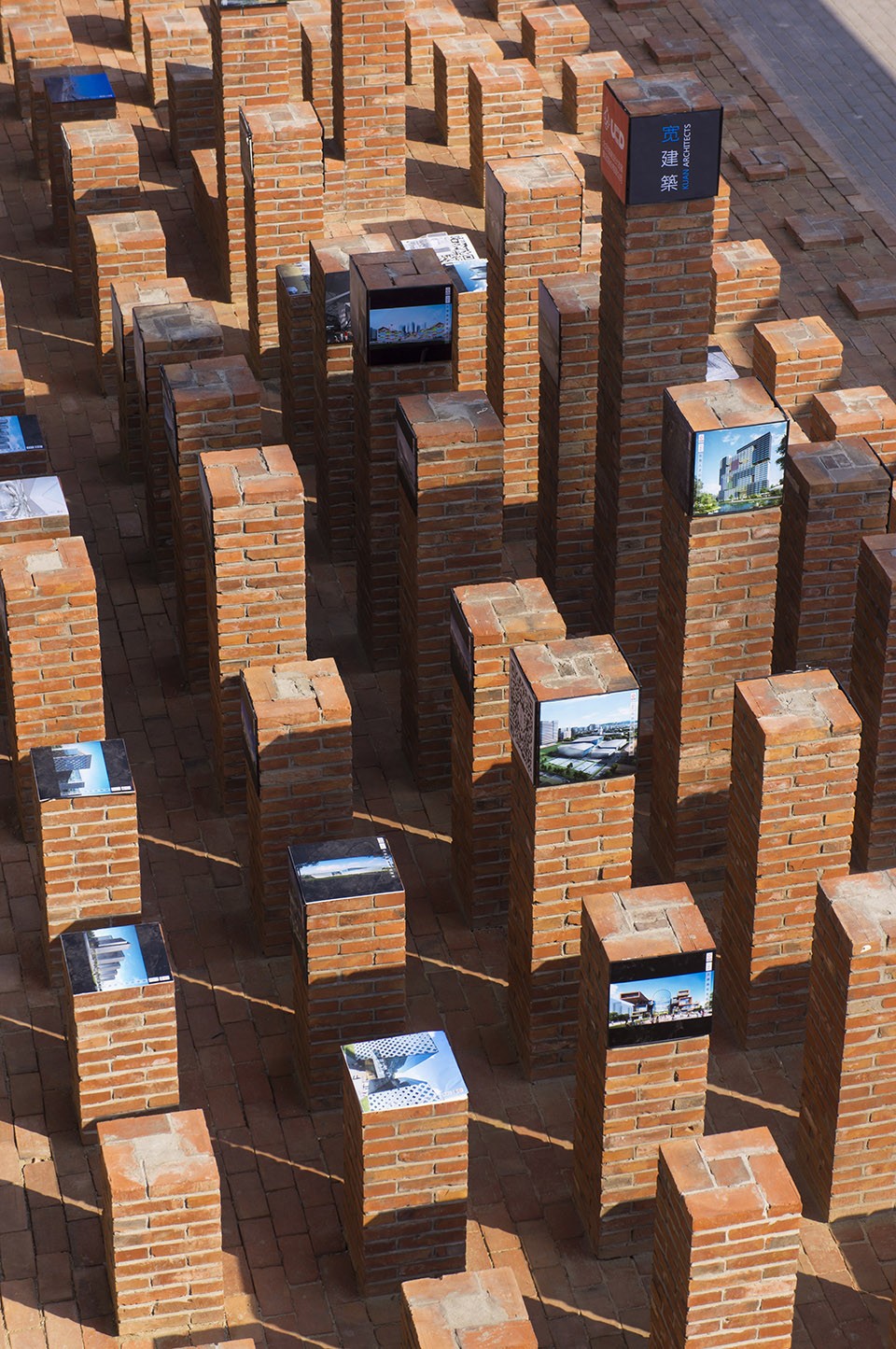 028-outdoor interactional installation