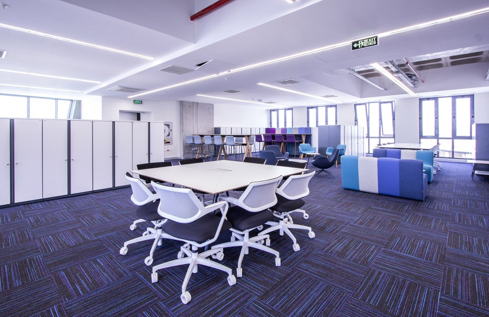 070-Foreign Language Building by AUDB