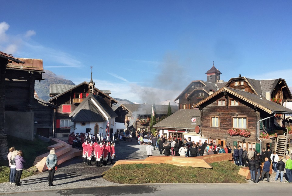 1Bürchen Public Square