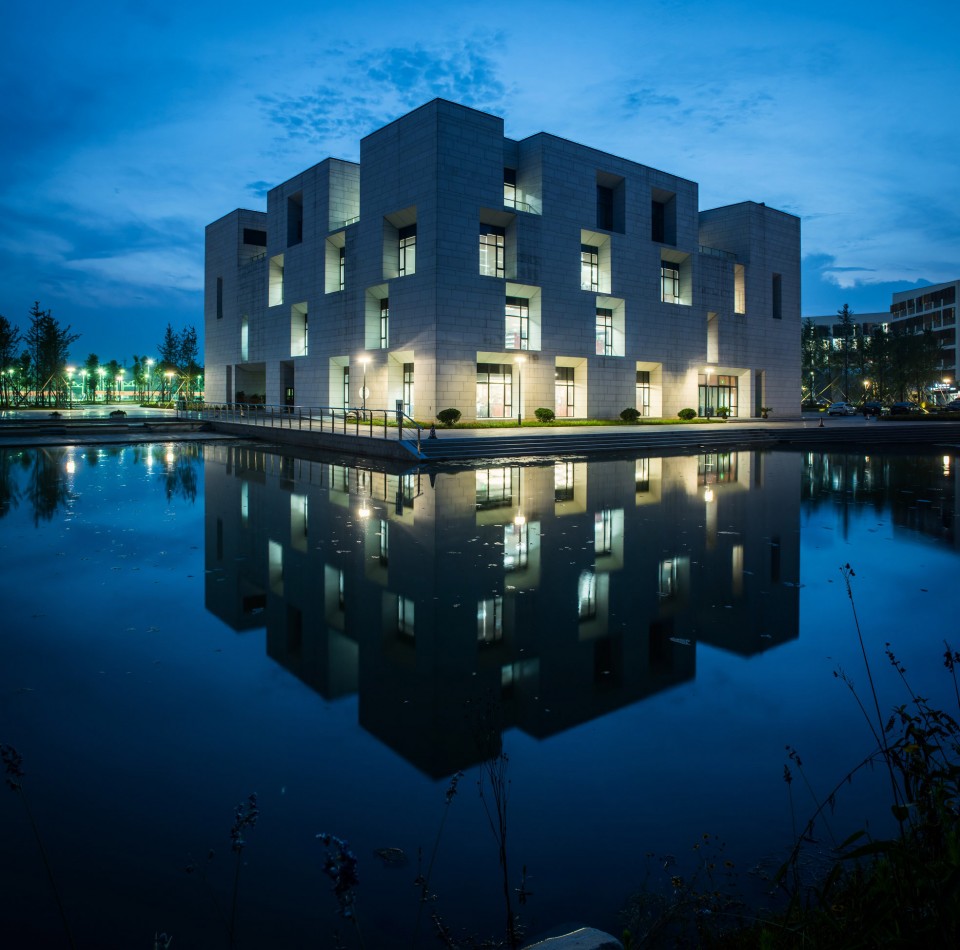 2-DSC_7232 Library of Anji campus by STI Studio