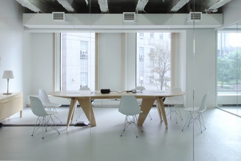 KVA_MEISTER_CONFERENCE_TABLE_SIDE
