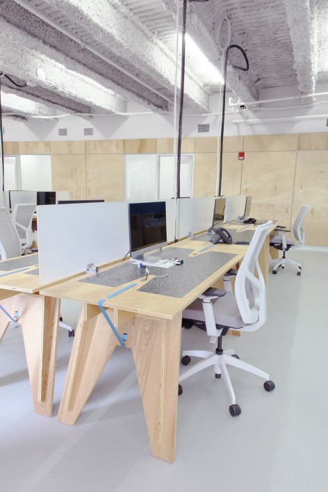 Workstation_triple desk_final
