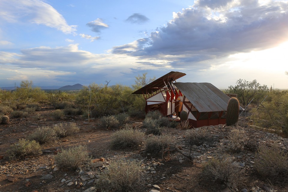 001-Little shelters by collaborative design and build studio, Frank Lloyd Wright School of Architecture