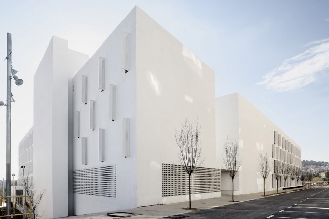 004-85 sheltered housing units for senior and public facilities by GRND82