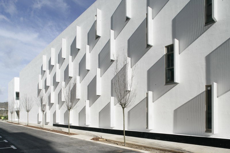 008-85 sheltered housing units for senior and public facilities by GRND82