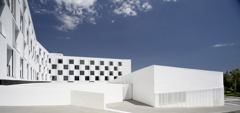009-85 sheltered housing units for senior and public facilities by GRND82