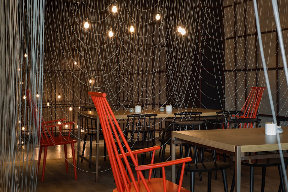 1 _LUK16_FOR WEB_2400 Noodle Diner Sanlitun SOHO, Beijing by Lukstudio
