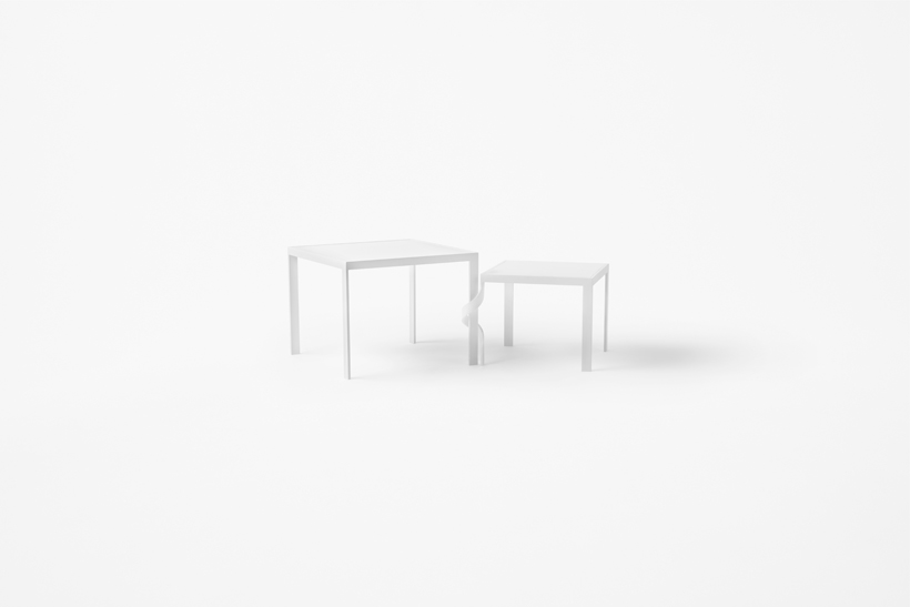 tangle_table03_akihiro_yoshida
