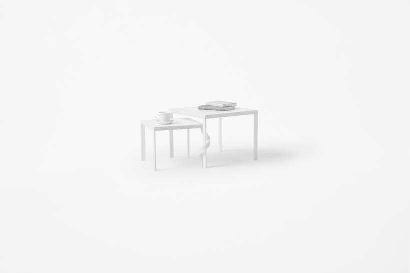 tangle_table04_akihiro_yoshida