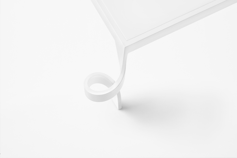 tangle_table10_akihiro_yoshida