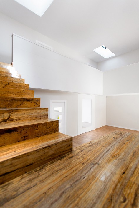 010-House R+ by OOIIO Architecture