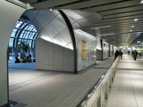 014-14_Arches face to sunken plazaTaipei MRT Daan Park Station