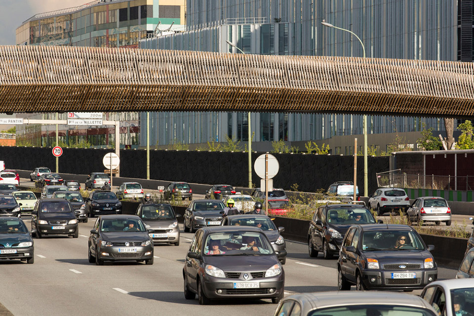 003-The Claude Bernard Overpass by DVVD architects